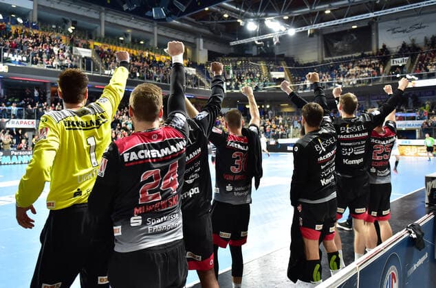 08 12 2019 Handball 1 Bundesliga LIQUI MOLY HBL Season 2019 2020 16 Matchday HC Erlangen Metropolregion Nürnberg HCE SC DHfK Leipzig OGo Team Team Jubilation Jubel Freude nach Spielende