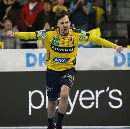 Handball, 1 Bundesliga Rhein Neckar Löwen Frisch Auf Göppingen, 16 matchday on 08 12 2019, season 2019 20, ZmdZ, goal celebration Patrick Groetzki 24, Rhein Neckar Löwen , Rhein Neckar Löwen Frisch Auf Göppingen
