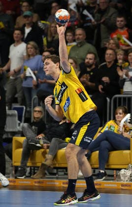 Handball, 1 Bundesliga Rhein Neckar Löwen Frisch Auf Göppingen, 16 Matchday on 08 12 2019, Season 2019 20, ZmdZ, Niclas Kirkelokke 6, Rhein Neckar Löwen , Rhein Neckar Löwen Frisch Auf Göppingen