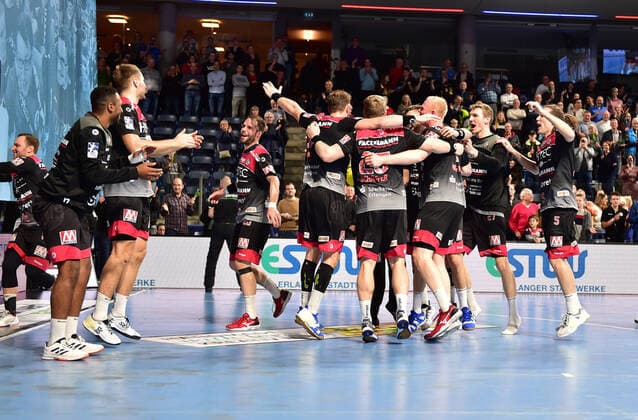 08 12 2019 Handball 1 Bundesliga LIQUI MOLY HBL Season 2019 2020 16 Matchday HC Erlangen Metropolregion Nürnberg HCE SC DHfK Leipzig OGo Team Team Jubilation Jubel Freude nach Spielende