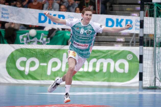 08 12 2019, TUI Arena, Hannover, league game, 1 Bundesliga, TSV Hannover Burgdorf vs Fuechse Berlin, in picture Veit Maevers 8, Han Burgdorf cheers after his goal TSV Hannover Burgdorf vs Fuechse Berlin