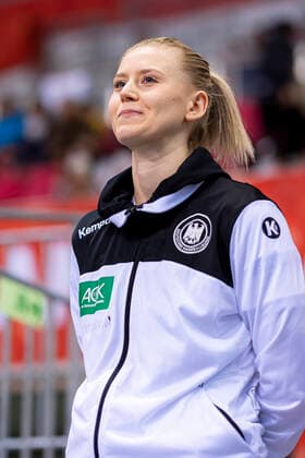 Handball, Women WM 2019, Main Round, Group 1, 6 Matchday , Netherlands Germany Kim Naidzinavicius Germany Bietigheim Kumamoto Aqua Dome Kumamoto Japan