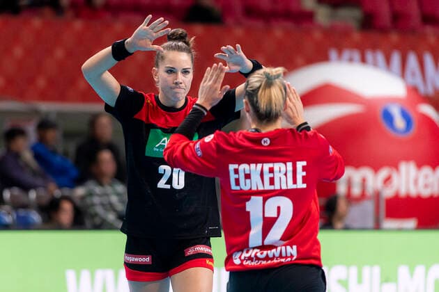 Handball, Women WM 2019, Main Round, Group 1, 7 Matchday , Germany Serbia Emily Boelk Bölk Germany Thueringer HC , Goalkeeper Dinah Eckerle Germany SG BBM Bietigheim Jubel Freude Emotion Kumamoto Aqua Dome Kumamoto Japan