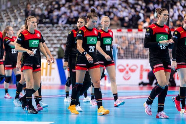 Handball, Womens World Cup 2019, Main Round, Group 1, 7 Matchday , Germany Serbia the team disappointed by Germany dissatisfied disappointed down frustrated frustrated, Kumamoto Aqua Dome Kumamoto Japan