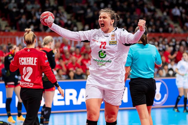Handball, Women WM 2019, Main Round, Group 1, 7 Matchday , Germany Serbia Dragana Cvijic Serbia Jubel Jubel Freude Emotion Kumamoto Aqua Dome Kumamoto Japan