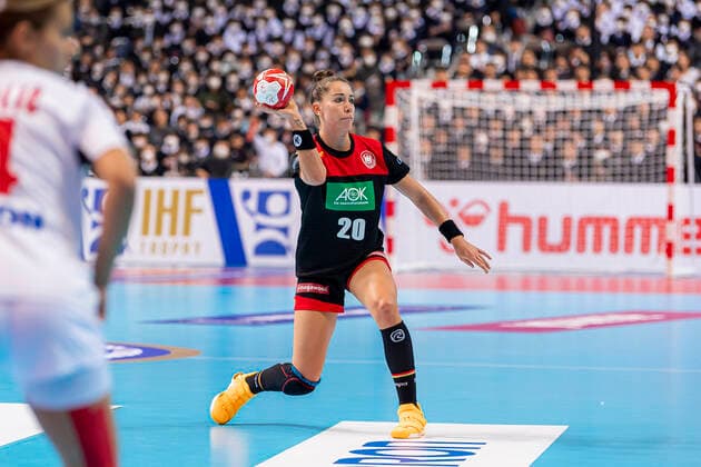 Handball, Women WM 2019, Main Round, Group 1, 7 Matchday , Germany Serbia Emily Boelk Bölk Germany Thuringia HC Kumamoto Aqua Dome Kumamoto Japan