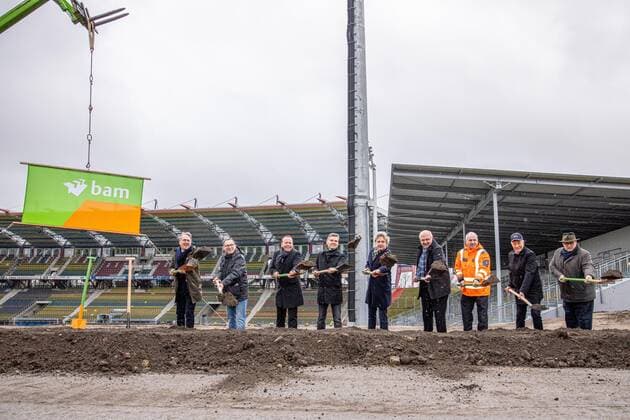 Bilder des Jahres 2019, Sport 12 Dezember Sport Bilder des Tages Spatenstich am 09.12.2019 in Karlsruhe (Wildparkstadion), Germany Symbolischer Spatenstich im Wildparkstadion. *** Ground-breaking ceremony on 09 12 2019 in Karlsruhe Wildparkstadion , Germany Symbolic ground-breaking ceremony in the Wildparkstadion