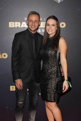 Prêmio Brasileirão 2019 RIO DE JANEIRO, RJ - 09.12.2019: PRÊMIO BRASILEIRÃO 2019 - Rafinha during the 2019 Brasileirão Award held in Warehouse 2 at Pier Mauá, the city& 39;s port region, on Monday night (9), in Rio de Janeiro, RJ. (Photo: Celso Pupo Fotoarena) x1844796x  CelsoxPupo