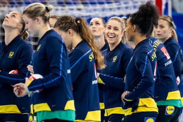 191210 Melissa Petren of Sweden ahead of the Women s World Handball Championship match between Sweden and Romania on December 10, 2019 in Kumamoto Photo Ludvig Thunman BILDBYRAN kod LT 35698 bbeng dam women handball handboll world handball championship 2019 sverige sweden romania rumänien,  Copyright: LUDVIGxTHUNMAN BB191210LT007