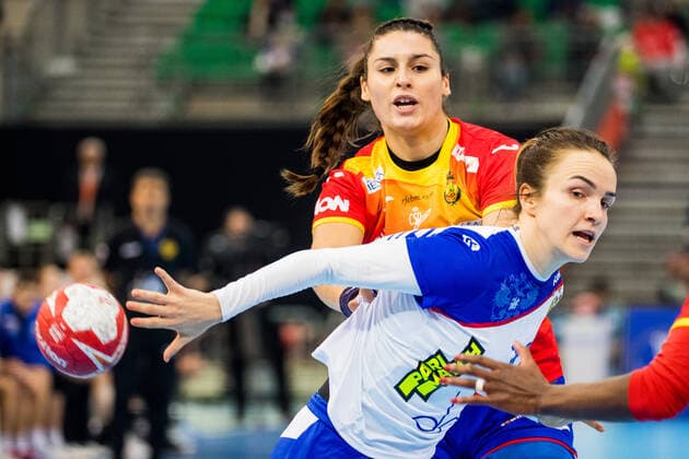 191211 Anna Vyakhireva of Russia during the Women s World Handball Championship match between Spain and Russia on December 11, 2019 in Kumamoto Photo Ludvig Thunman BILDBYRAN kod LT 35699 bbeng dam women handball handboll world handball championship 2019 ryssland russia spain spanien,  Copyright: LUDVIGxTHUNMAN BB191211LT018