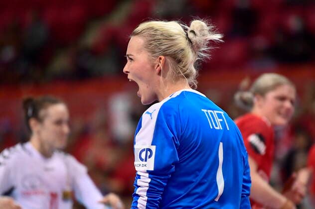 Sandra Toft cheers in the handball match, in the Group 1 intermediate round, between Serbia and Denmark during the Womens Handball World Cup at Aqua Dome Kumamoto in Japan, Wednesday, December 11, 2019, Kumamoto Denmark,  Copyright: BoxAmstrupx COP222 spdk20191211-101239-L
