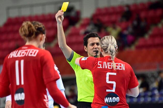 Sarah Iversen is expelled for 2 minutes in the handball match, in the Group 1 intermediate round, between Serbia and Denmark during the Womens Handball World Cup in Aqua Dome Kumamoto in Japan, Wednesday, December 11, 2019, Kumamoto Denmark,  Copyright: BoxAmstrupx COP222 spdk20191211-102206-L
