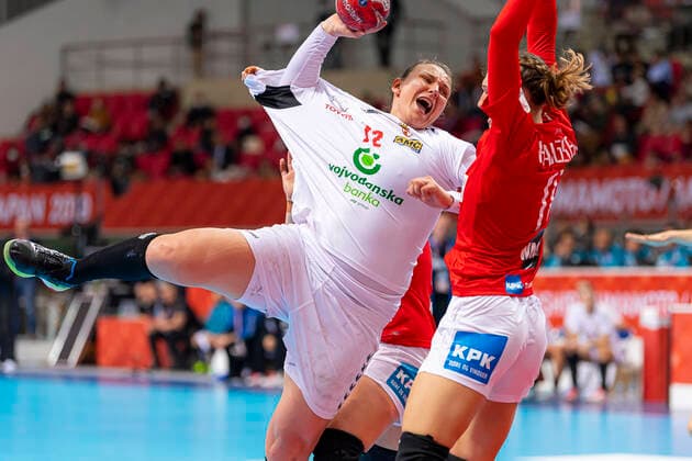 Handball, Women WM 2019, Main Round, Group 1, 8 Matchday , Serbia Denmark v li Dragana Cvijic Serbia , Line Haugsted Denmark Kumamoto Aqua Dome Kumamoto Japan