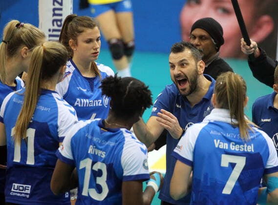 Allianz MTV Stuttgart SSC Palmberg Schwerin Germany, Stuttgart, 11 12 2019, Volleyball, Women, DVV Cup, Season 2019 2020, Semifinals, Allianz MTV Stuttgart SSC Palmberg Schwerin Giannis Athanasopoulos Trainer Allianz MTV Stuttgart