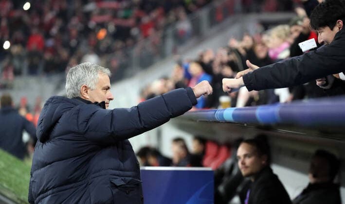Bilder des Jahres 2019, Sport 12 Dezember Sport Bilder des Tages FC Bayern München - Tottenham Hotspurs Deutschland, München, 11.12.2019, Fussball, Champions League, Saison 2019 2020, FC Bayern München - Tottenham Hotspurs: Jose Mourinho (Trainer Tottenham Hotspurs). *** FC Bayern Munich Tottenham Hotspurs Germany, Munich, 11 12 2019, Football, Champions League, Season 2019 2020, FC Bayern Munich Tottenham Hotspurs Jose Mourinho Trainer Tottenham Hotspurs