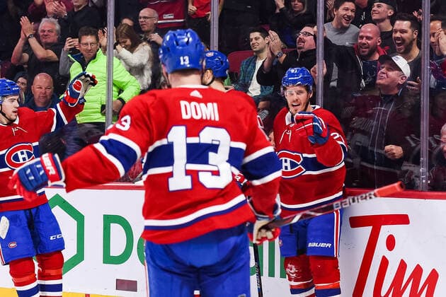 December 10, 2019: Montreal Canadiens center Nick Cousins (21) celebrates his goal with his teammates during the Ottawa Senators versus the Montreal Canadiens game at Bell Centre in Montreal, Quebec. CSM NHL, Eishockey Herren, USA 2019: Senators vs Canadiens DEC 10 - ZUMAc04_ 20191211_zaf_c04_008 Copyright: xDavidxKirouacx