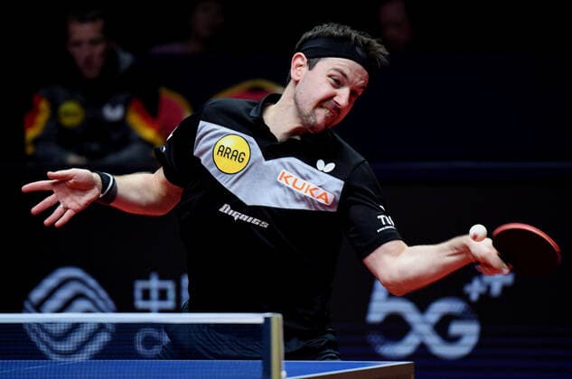 Bilder des Jahres 2019, Sport 12 Dezember Sport Bilder des Tages (191212) -- ZHENGZHOU, Dec. 12, 2019 -- Timo Boll of Germany competes during the men s singles round of 16 between Fan Zhendong of China and Timo Boll of Germany at the Table tennis, Tischtennis 2019 ITTF World Tour Grand Finals in Zhengzhou, central China s Henan Province, Dec. 12, 2019. ) (SP)CHINA-ZHENGZHOU-TABLE TENNIS-ITTF WORLD TOUR GRAND FINALS(CN) LixAn 