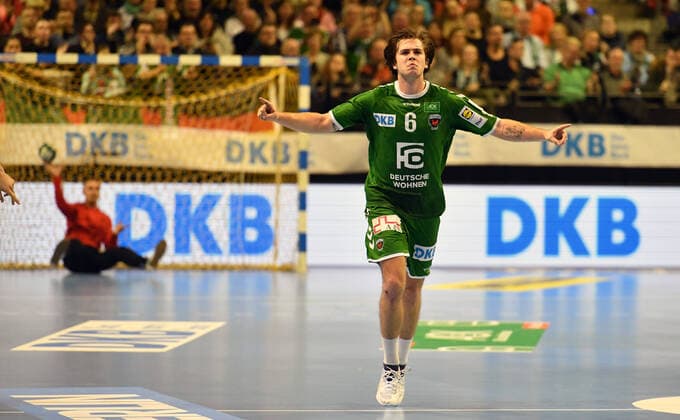 Jacob Tandrup Holm Füchse , cheers after a goal Füchse Berlin THW Kiel 1 Bundesliga, DKB Handballbundesliga, 2019 2020 Men, Men, Handball, Germany, Germany, Max Schmeling Halle Berlin, 12 12 2019