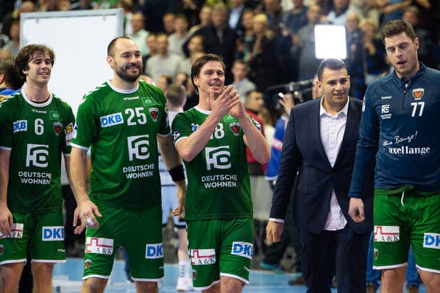 v l Jacob Tandrup Holm 6 Fox, fb25 Hans Lindberg 18 Fox, Dejan Milosavljev 96 Fox, Fox Berlin vs. THW Kiel, 12 12 19, GER, Berlin, 12 12 19, HBL, Fox Berlin vs. THW Kiel, Berlin Copyright: xUwexKoch xEibner-Pressefotox EP_ukh