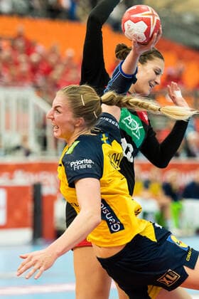 191213 Linn Blohm of Sweden during the Women s World Handball Championship game between Germany and Sweden on December 13, 2019 in Kumamoto Photo Daniel Stiller Bildbyran kod DS 59427 bbeng dam women handball handboll world handball championship 2019 handball sweden sverige vm germany tyskland,  Copyright: DANIELxSTILLER BB191213DS011
