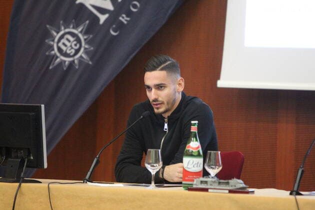 Italy: Presentation calendar 2020 football team Presentation of the official 2020 calendar of the football team of NAPOLI SSCN.In photo Alex Meret,goalkeeper (GK) of SSC NAPOLI Napoli Campania Napoli Italy SalvatorexEsposito PacificxPress