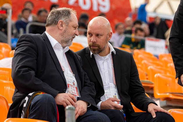 Handball, Women WM 2019, Match for 7th Place, 9th Matchday, Germany Sweden v left DHB President Andreas Michelmann and Board Member Sport Axel Kromer Kumamoto Park Dome Kumamoto Japan
