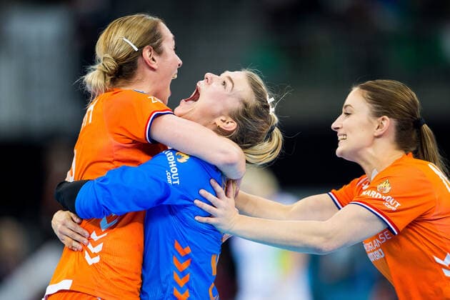 Bilder des Jahres 2019, Sport 12 Dezember Sport Bilder des Tages 191213 Goalkeeper Tess Wester of Netherlands celebrates after the Women s World Handball Championship semifinal between Russia and Netherlands on December 13, 2019 in Kumamoto. Photo: Daniel Stiller Bildbyran kod DS 59428 bbeng dam women handball handboll world handball championship 2019 handball russia ryssland vm netherlands holland jubel *** 191213 Goalkeeper Tess Wester of Netherlands celebrates after the Women s World Handball Championship semifinal between Russia and Netherlands on December 13, 2019 in Kumamoto Photo Daniel Stiller Bildbyran kod DS 59428 bbeng dam women handball handboll world handball championship 2019 handball russia ryssland vm netherlands holland jubel,  Copyright: DANIELxSTILLER BB191213DS059