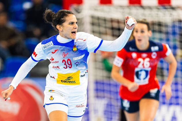 191213 Almudena Rodriguez Rodriguez of Spain celebrates during the Women s World Handball Championship semifinal between Norway and Spain on December 13, 2019 in Kumamoto Photo Daniel Stiller Bildbyran kod DS 59429 bbeng dam women handball handboll world handball championship 2019 handball norway norge vm spain spanien jubel,  Copyright: DANIELxSTILLER BB191213DS095