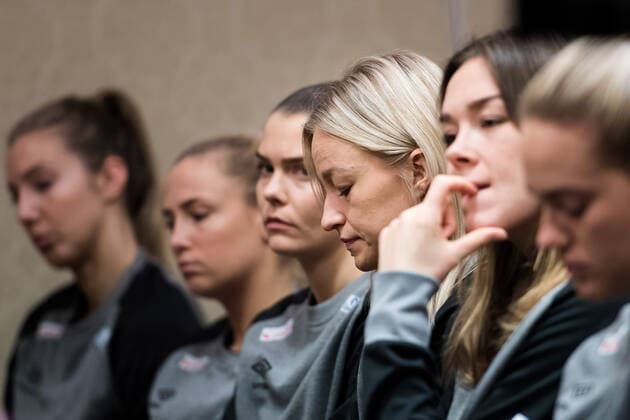 191214 Stine Bredal Oftedal during a press meeting with the Norwegian team at the Women s World Handball Championship on December 14, 2019 in Kumamoto Photo Daniel Stiller Bildbyran kod DS 59430 bbeng dam women handball handboll world handball championship 2019 handball norway norge vm,  Copyright: DANIELxSTILLER BB191214DS007