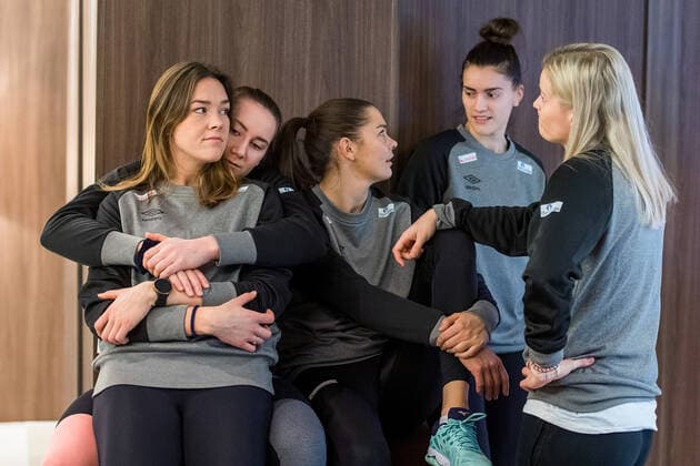 191214 Kari Brattset, Ingvild Bakkerud, Goalkeeper Andrea Austmo Pedersen, Stine Skogrand and Marit Roberg Jacobsen during a press meeting with the Norwegian team at the Womens World Handball Championship on December 14, 2019 in Kumamoto Photo Daniel Stiller Bildbyran kod DS 59430 bbeng dam women handball handball world handball championship 2019 handball norway norway vm,  Copyright: DANIELxSTILLER BB191214DS018