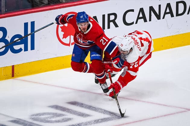 MONTREAL, QC - DECEMBER 14: Montreal Canadiens center Nick Cousins (21) battles with Detroit Red Wings left wing Andreas Athanasiou (72) during the Detroit Red Wings versus the Montreal Canadiens game on December 14, 2019, at Bell Centre in Montreal, QC (Photo by David Kirouac Icon Sportswire) NHL, Eishockey Herren, USA DEC 14 Red Wings at Canadiens Icon191214006