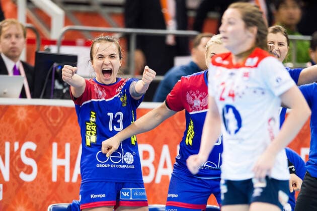 191215 Anna Vyakhireva of Russia celebrates during the Women s World Handball Championship bronze game between Norway and Russia on December 15, 2019 in Kumamoto Photo Daniel Stiller Bildbyran kod DS 59431 bbeng dam women handball handboll world handball championship 2019 handball norway norge vm russia ryssland jubel,  Copyright: DANIELxSTILLER BB191215DS034