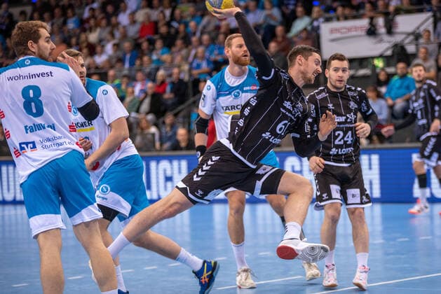 Hendrik Pekeler THW Kiel Germany, Stuttgart, 15 12 2019, Haba, Bundesliga TVB 1898 Stuttgart vs. THW Kiel, Porsche Arena