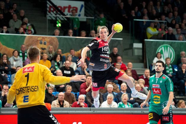 Minden, Germany 15 12 2019 1 Handball Bundesliga 2019 2020 GWD Minden vs. HC Erlangen L R Espen Christensen Minden , Johannes Sellin Erlangen Minden North Rhine-Westphalia Germany Kampa Halle