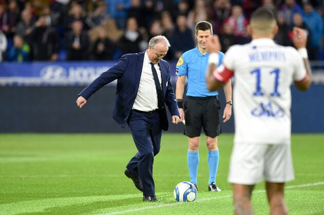 HOMMAGE A BERNARD LACOMBE - FAIR PLAY - COUP D ENVOI FICTIF FOOTBALL : Lyon vs Rennes - Ligue 1 Conforama - 15 12 2019 FEP Panoramic 