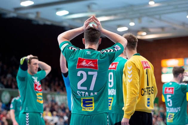 Minden, Germany 15 12 2019 1 Handball Bundesliga 2019 2020 GWD Minden vs HC Erlangen Max Staar Minden after red card against Christoffer Rambo Minden Minden Nordrhein Westfalen Germany Kampa Halle
