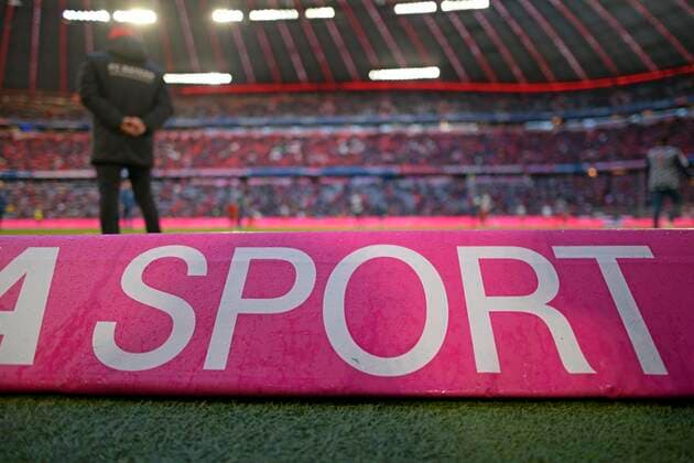 14 12 2019, Football 1 Bundesliga 2019 2020, 15 Matchday, FC Bayern München SV Werder Bremen, in the Allianz Arena Munich Magenta Sport advertising cube at the edge of the field DFL and DFB regulations prohibit any use of photographs as image sequences and or quasi video