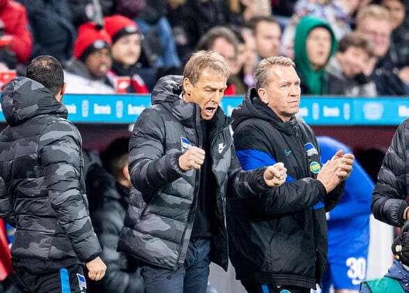 Cheers coach Juergen KLINSMANN Jürgen B after the goal to 0 1, r goalkeeper coach Andreas KOEPKE Köpke B Football 1 Bundesliga, 16 matchday, Bayer 04 Leverkusen LEV Hertha BSC Berlin B , on 18 12 2019 in Leverkusen Germany Â