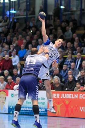 2 Bundesliga Handball VfL Luebeck Schwartau TSV Bayer Dormagen 20 12 2019, Hansehalle Luebeck, GER, 2 Bundesliga Handball VfL Luebeck Schwartau TSV Bayer Dormagen in the picture picture picture shows Ante Grbavac TSV Bayer Dormagen wins against Jan Schult VfL Luebeck Schwartau nordphotox xTauchnitz nph00059