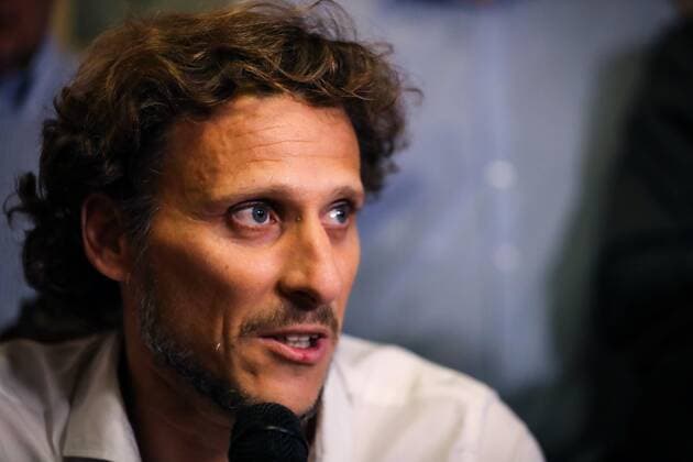 The former soccer player and new coach of the Uruguayan Penarol, Diego Forlán, speaks to the press this friday, in Montevideo, Uruguay 20 December 2019. Uruguayan former soccer player Diego Forlan is the new coach of Penarol, a team he defended in the 2015-2016 season and of which he is a confessed fan, according to the Montevideo club. Presentation of the new coach of Penarol !ACHTUNG: NUR REDAKTIONELLE NUTZUNG!  Copyright: xRaúlxMartínezx AME7549 95822782st
