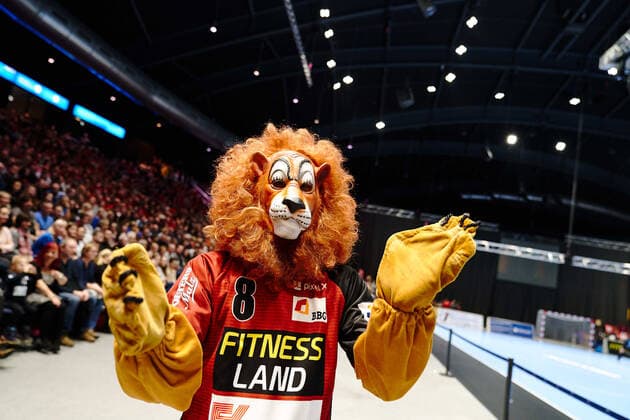 The mascot of Braunschweig Record Game MTV Braunschweig MTV Vorsfelde Record Game MTV Braunschweig MTV Vorsfelde, Handball, Oberliga, Season 2019 2020, 20 12 2019 Braunschweig Copyright: xDanielxReinelt xEibner-Pressefotox EP_drt