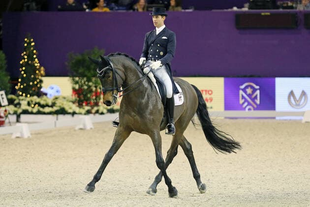 Bilder des Jahres 2019, Sport 12 Dezember Sport Themen der Woche KW51 Sport Bilder des Tages Sieger Benjamin Werndl (GER, RFV Aubenhausen e.V.) mit seinem Pferd Famoso OLD , 1. Platz, Preis der Liselott-Schindling-Stiftung , Int. Grand Prix Special Ð Dressurprüfung Kl. S, *** Winner Benjamin Werndl GER, RFV Aubenhausen e V with his horse Famoso OLD, 1 place, Prize of the Liselott Schindling Foundation, Int Grand Prix Special Ð Dressage Class S,