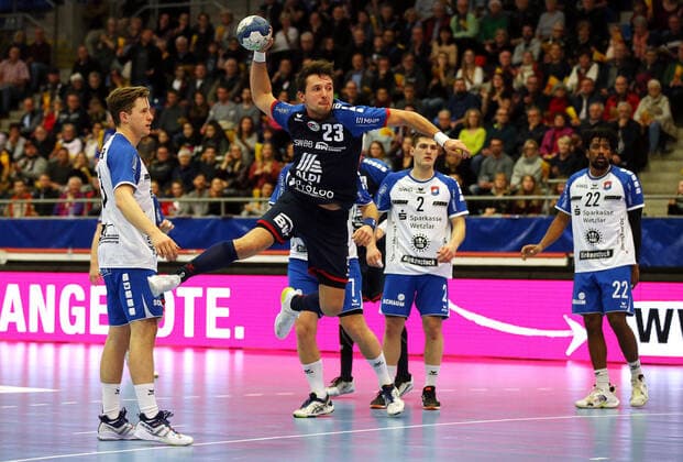 21 12 2019, Germany, Bietigheim, Handball 2 Bundesliga Men Season 2019 2020 SG BBM Bietigheim vs TV 05 07 Hüttenberg Jan Asmuth BBM
