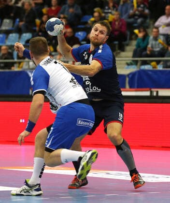 21 12 2019, Germany, Bietigheim, Handball 2 Bundesliga Men Season 2019 2020 SG BBM Bietigheim vs TV 05 07 Hüttenberg vs. l Moritz Lambrecht TVH , Michael Kraus BBM