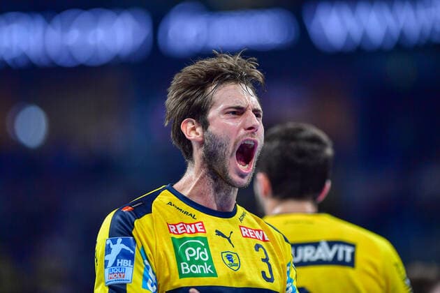 LIQUI MOLY Handball Bundesliga 2019 2020 21 12 2019 Rhein Neckar Löwen SG Flensburg Handewitt, SAP Arena Mannheim Uwe Gensheimer RNL, 3 shout cheers emotions, 21 12 2019, Mannheim Germany , Handball, Bundesliga, Rhein Neckar Löwen SG Flensburg Handewitt xshx