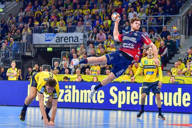 LIQUI MOLY Handball Bundesliga 2019 2020 21 12 2019 Rhein Neckar Löwen SG Flensburg Handewitt, SAP Arena Mannheim Johannes Golla SG Flensburg Handewitt, 4 Goal Throw Action Steep Attack, 21 12 2019, Mannheim Germany , Handball, Bundesliga, Rhein Neckar Löwen SG Flensburg Handewitt xshx