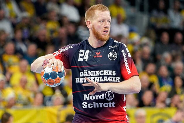 Jim Gottfridsson Flensburg, 24 , on the ball, single picture, action, action, 21 12 2019, Mannheim Germany , Handball, Bundesliga, Rhein Neckar Löwen SG Flensburg Handewitt xozx