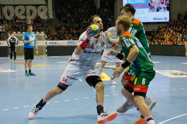 22 12 2019, xgox, Handball Liqui Moly HBL, SC Magdeburg MT Melsungen emspor, v l Kai Haefner MT Melsungen, 34 throws goal, scorers, scored goal, scores the goal GETEC Arena