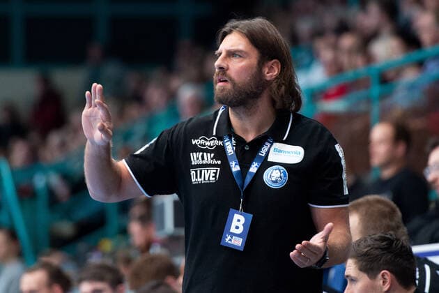 Minden, Germany 22 12 2019 1 Handball Bundesliga 2019 2020 GWD Minden vs Bergischer HC Sebastian Hinze Coach Bergischer HC Minden North Rhine-Westphalia Germany Kampa Halle