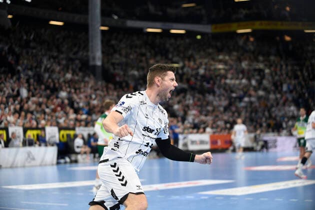 Niclas Ekberg THW Kiel, 18 , Handball Bundesliga, Liqui Moly HBL, Men, 18 Matchday, THW Kiel vs HSG Wetzlar, 22 12 19 Kiel Sparkassen Arena Schleswig Holstein Germany